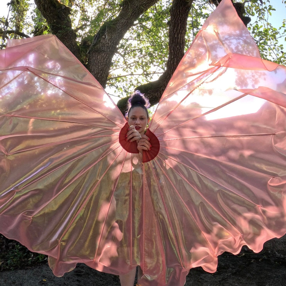 Peach Iridescent Lamé Fishbone Fans