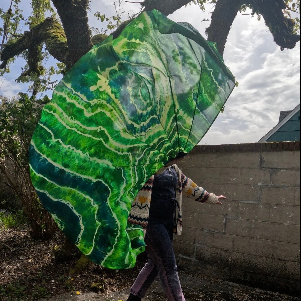 SINGLE: UV Green Geode Fishbone Fan