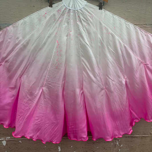 Pink and White Silk Fishbone Fans