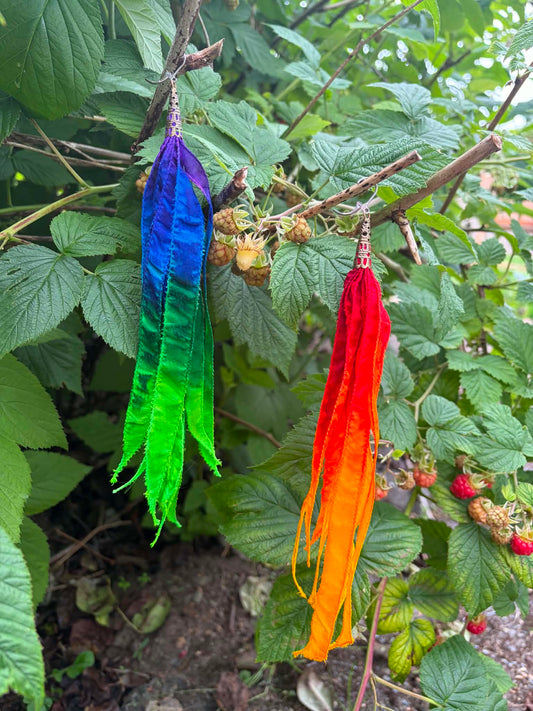 Peacock, Rainbow, and Flame StreamEARS