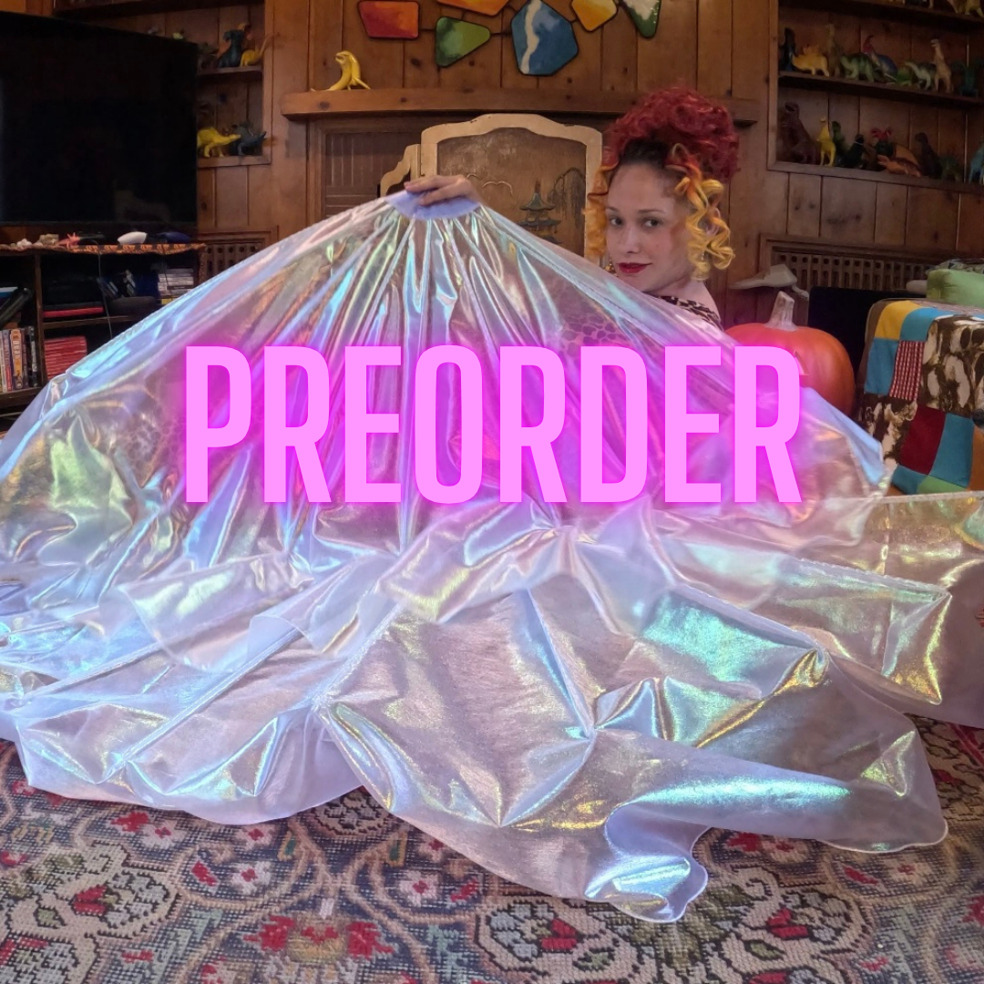 ✨PRE-ORDER✨Pearl Iridescent Lamé Fishbone Fans